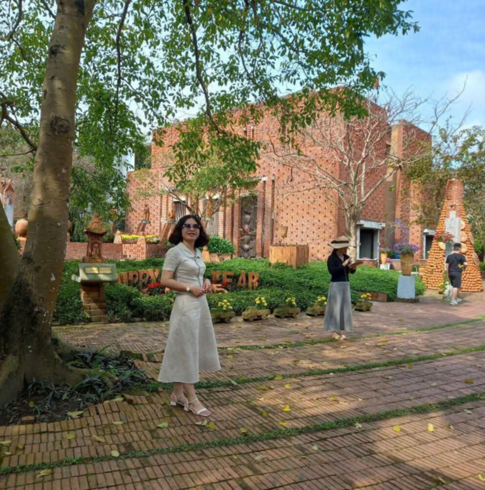 ĐINH THỊ NGỌC TRANG