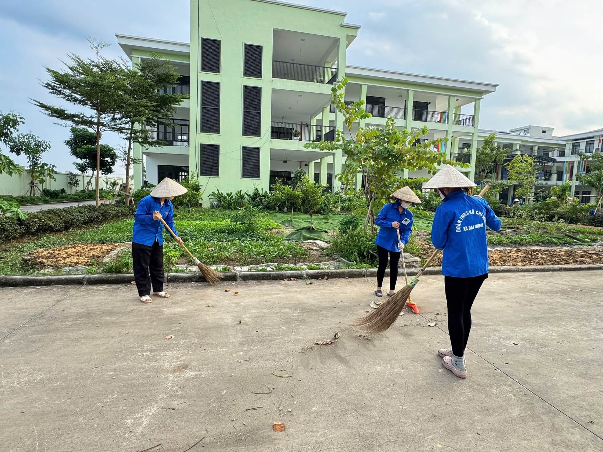 Có thể là hình ảnh về cỏ