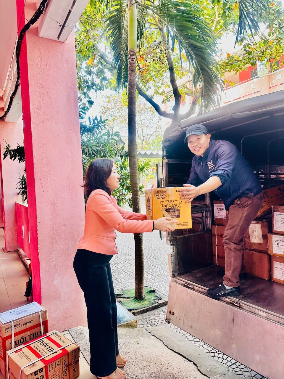 Có thể là hình ảnh về văn bản